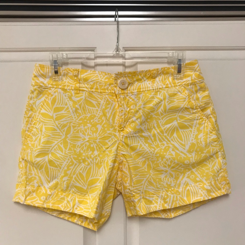 Lilly Pulitzer Yellow Print Shorts Size 2